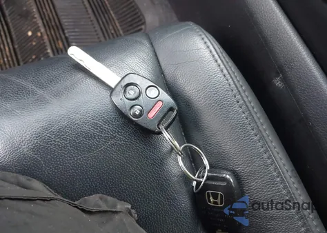 2009 Honda Accord 3.5 Ex-L from USA, damaged, VIN 1HGCP36849A012801